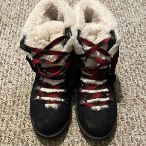 Jellypop Kraft Faux Fur Suede Boots